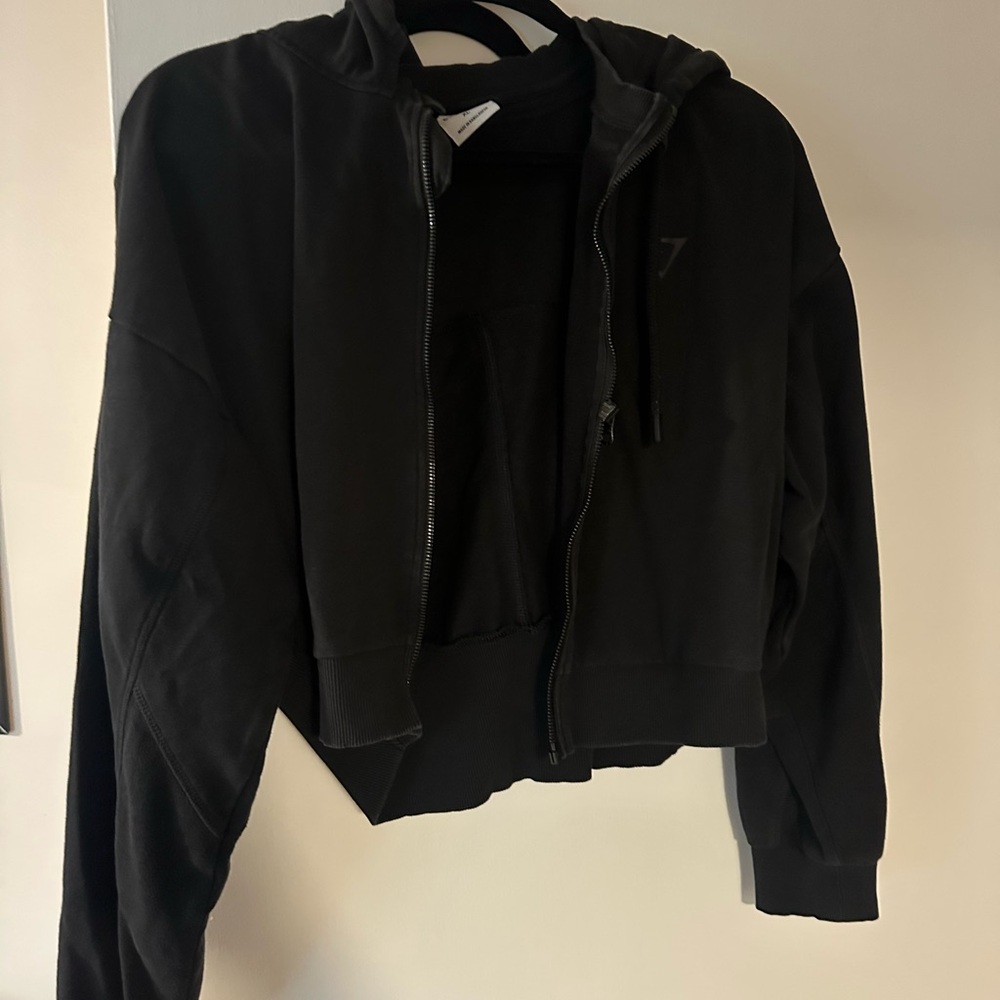 Gymshark Black Cropped Sweatshirt